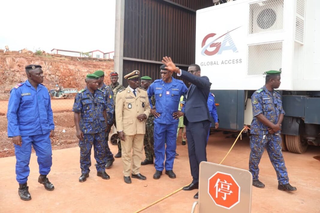 Douanes : Un scanner mobile opérationnel au Poste frontalier de la douane maritime de Dapilon à Boké. Douanes : Un scanner mobile opérationnel au Poste frontalier de la douane maritime de Dapilon à Boké.
