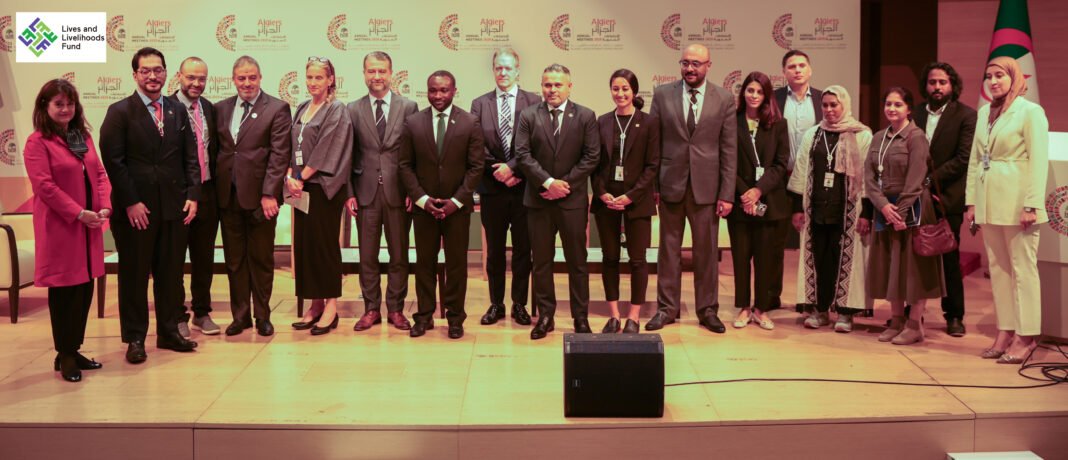 Le Fonds « Lives and Livelihoods LLF » a réuni à Alger, des leaders d’opinion pour promouvoir la prospérité et le changement durable en Afrique subsaharienne, en Asie et au Moyen-Orient. Le Fonds « Lives and Livelihoods LLF » a réuni à Alger, des leaders d’opinion pour promouvoir la prospérité et le changement durable en Afrique subsaharienne, en Asie et au Moyen-Orient.