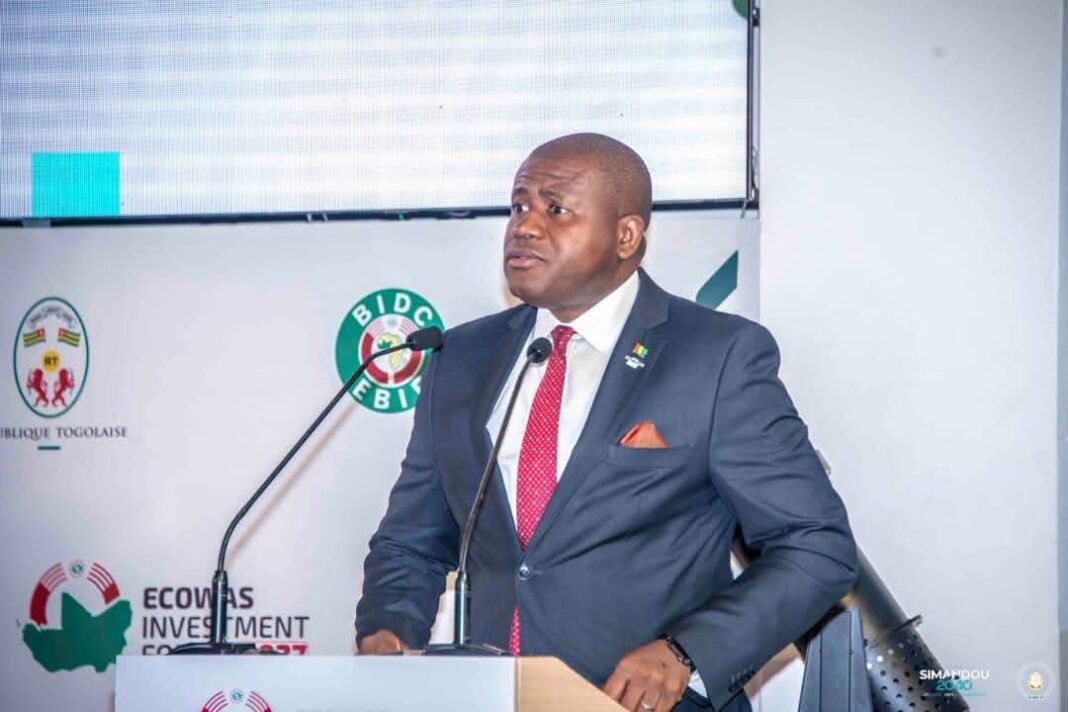 BIDC : Le Ministre Ismaël Nabé à Lomé, 390 millions USD approuvés pour l’Afrique de l’Ouest et un Forum d’investissement CEDEAO 2027 lancé. BIDC : Le Ministre Ismaël Nabé à Lomé, 390 millions USD approuvés pour l’Afrique de l’Ouest et un Forum d’investissement CEDEAO 2027 lancé.